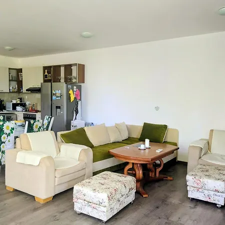 The Byala Escape, Private With Bar & Hot Tub Bjala