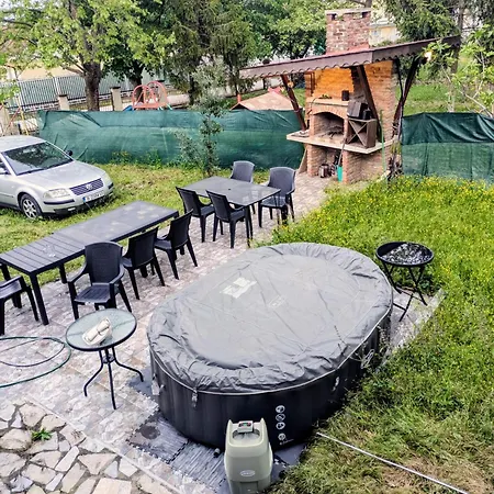 The Byala Escape, Private With Bar & Hot Tub