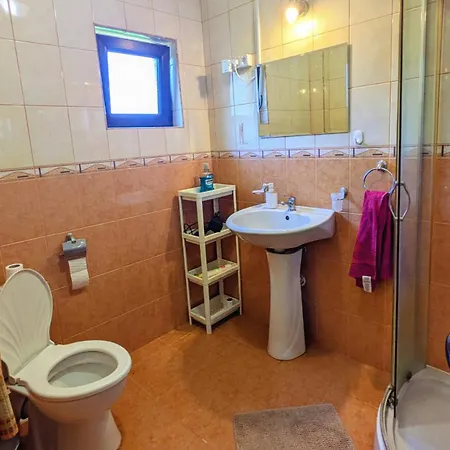 The Byala Escape, Private With Bar & Hot Tub 빌라
